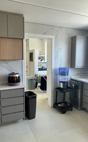 Apartamento à venda com 260m², 5 quartos e 4 vagas