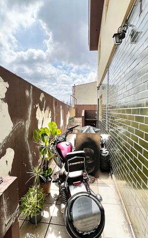 Casa à venda com 147m², 3 quartos e 2 vagas