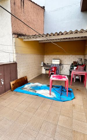 Casa à venda com 147m², 3 quartos e 2 vagas