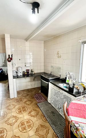 Casa à venda com 147m², 3 quartos e 2 vagas