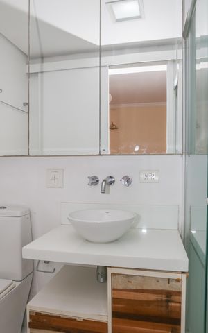 Apartamento à venda com 126m², 3 quartos e 2 vagas Apartamento à venda com 126m², 3 quartos e 2 vagasBanheiro da Suíte