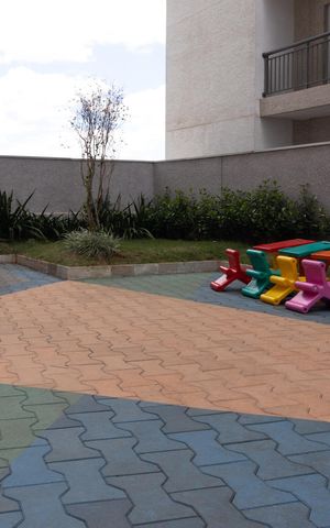Apartamento para alugar com 35m², 2 quartos e sem vaga Apartamento para alugar com 35m², 2 quartos e sem vagaÁrea comum - Playground
