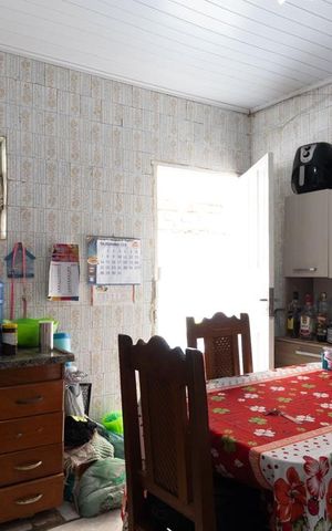 Casa à venda com 70m², 1 quarto e 2 vagas Casa à venda com 70m², 1 quarto e 2 vagasCozinha