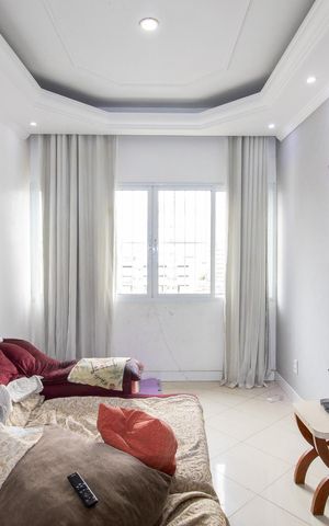 Apartamento à venda com 90m², 3 quartos e sem vaga Apartamento à venda com 90m², 3 quartos e sem vagaSala