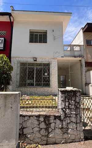 Casa para alugar com 230m², 3 quartos e 1 vaga