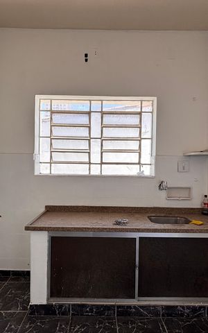 Casa para alugar com 230m², 3 quartos e 1 vaga