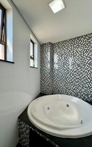 Apartamento à venda com 145m², 4 quartos e 3 vagasbanho