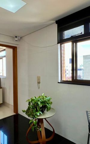 Apartamento à venda com 145m², 4 quartos e 3 vagascozinha