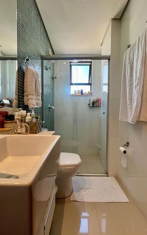 Apartamento à venda com 145m², 4 quartos e 3 vagasbanho