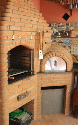 Casa à venda com 200m², 4 quartos e 4 vagasQuintal