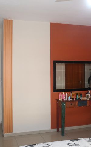 Casa à venda com 200m², 4 quartos e 4 vagasSuíte