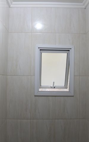 Casa à venda com 200m², 4 quartos e 4 vagasLavabo