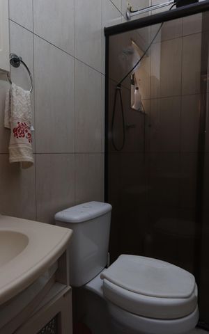 Casa para alugar com 203m², 3 quartos e 4 vagasBanheiro da Suíte