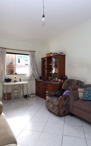 Casa para alugar com 203m², 3 quartos e 4 vagasSala