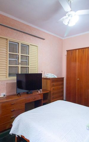 Casa para alugar com 380m², 3 quartos e 6 vagas Casa para alugar com 380m², 3 quartos e 6 vagasSuíte