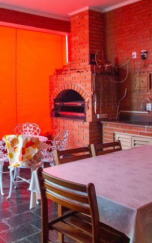 Casa para alugar com 380m², 3 quartos e 6 vagas Casa para alugar com 380m², 3 quartos e 6 vagasÁrea gourmet