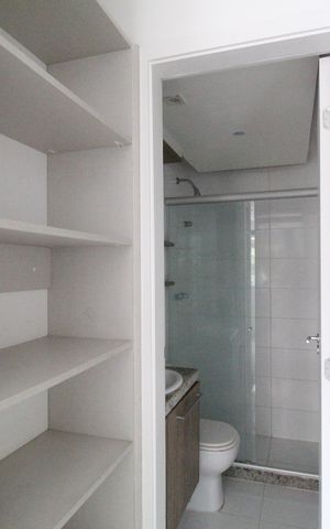 Apartamento à venda com 98m², 3 quartos e 2 vagasSuíte 1 - Closet