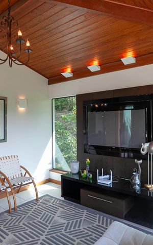 Casa de condomínio para alugar com 970m², 3 quartos e 5 vagas Casa de condomínio para alugar com 970m², 3 quartos e 5 vagasSala 1