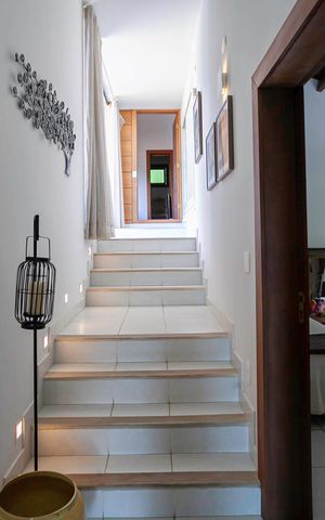 Casa de condomínio para alugar com 970m², 3 quartos e 5 vagas Casa de condomínio para alugar com 970m², 3 quartos e 5 vagasCorredor