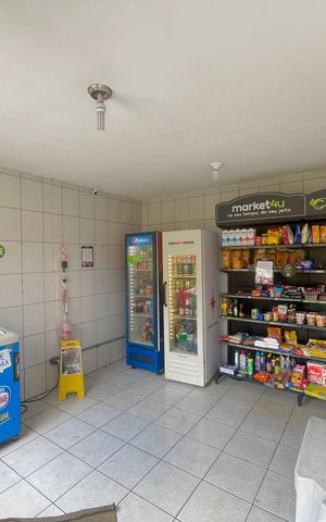 Casa à venda com 70m², 2 quartos e 1 vaga Casa à venda com 70m², 2 quartos e 1 vagaMini mercado