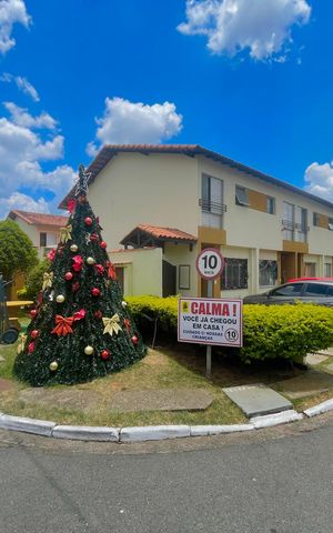 Casa à venda com 70m², 2 quartos e 1 vaga Casa à venda com 70m², 2 quartos e 1 vagaÁrea comum