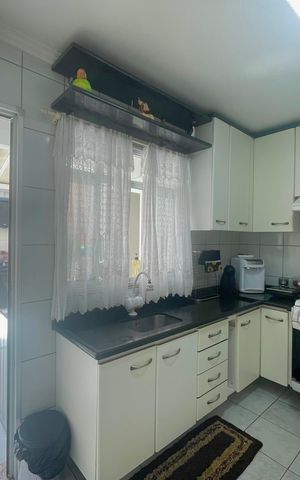 Casa à venda com 70m², 2 quartos e 1 vaga Casa à venda com 70m², 2 quartos e 1 vagaCozinha