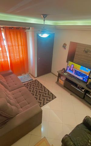 Casa à venda com 70m², 2 quartos e 1 vaga Casa à venda com 70m², 2 quartos e 1 vagaSala