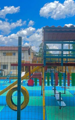 Casa à venda com 70m², 2 quartos e 1 vaga Casa à venda com 70m², 2 quartos e 1 vagaÁrea comum - Playground
