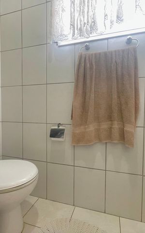 Casa à venda com 70m², 2 quartos e 1 vaga Casa à venda com 70m², 2 quartos e 1 vagaBanheiro 1