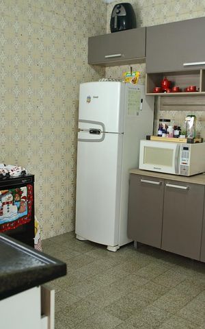 Casa à venda com 267m², 4 quartos e 3 vagasCozinha casa 1 