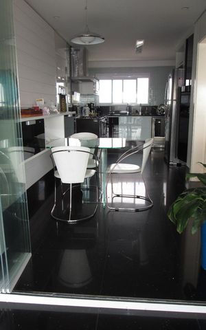 Apartamento para alugar com 266m², 4 quartos e 4 vagas