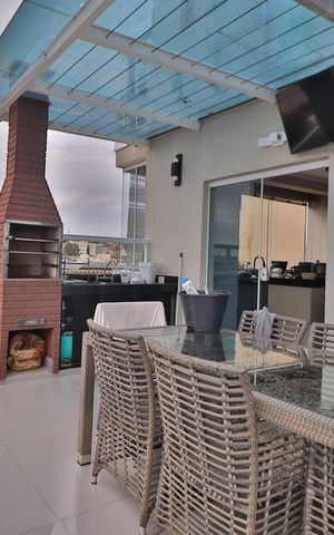 Apartamento para alugar com 189m², 2 quartos e 2 vagasVaranda
