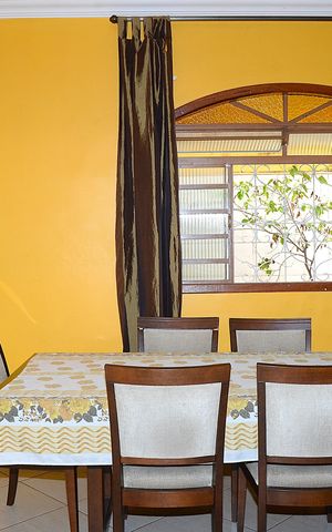 Casa à venda com 167m², 3 quartos e 3 vagasSala