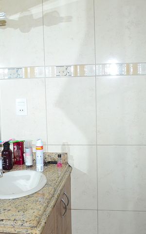 Casa à venda com 167m², 3 quartos e 3 vagasBanheiro da Suíte