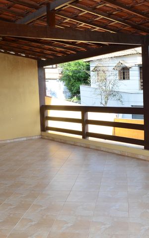 Casa à venda com 167m², 3 quartos e 3 vagasVaranda