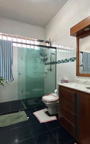 Apartamento para alugar com 450m², 3 quartos e 6 vagas Apartamento para alugar com 450m², 3 quartos e 6 vagasBanheiro
