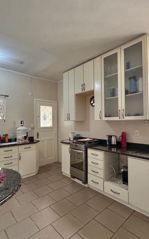 Apartamento para alugar com 450m², 3 quartos e 6 vagas Apartamento para alugar com 450m², 3 quartos e 6 vagasCozinha