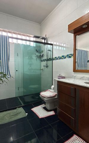 Apartamento para alugar com 450m², 3 quartos e 6 vagas Apartamento para alugar com 450m², 3 quartos e 6 vagasBanheiro