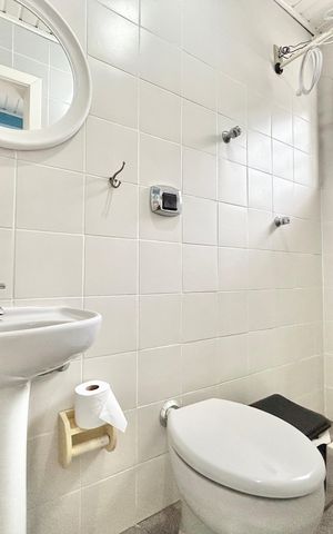 Apartamento para alugar com 450m², 3 quartos e 6 vagas Apartamento para alugar com 450m², 3 quartos e 6 vagasBanheiro 4