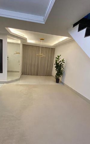 Apartamento para alugar com 200m², 3 quartos e 3 vagas