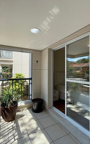 Apartamento à venda com 185m², 4 quartos e 3 vagas Apartamento à venda com 185m², 4 quartos e 3 vagasSacada Quarto 4