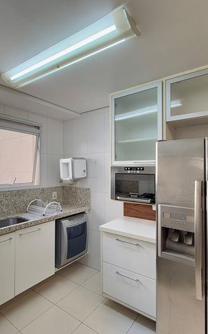 Apartamento à venda com 185m², 4 quartos e 3 vagas Apartamento à venda com 185m², 4 quartos e 3 vagasCozinha