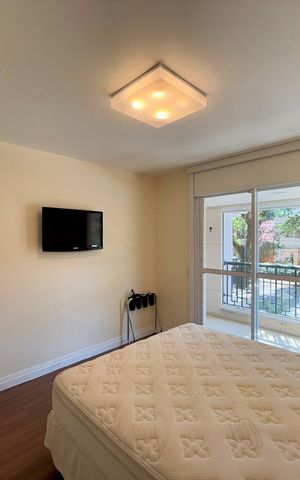 Apartamento à venda com 185m², 4 quartos e 3 vagas Apartamento à venda com 185m², 4 quartos e 3 vagasQuarto 4
