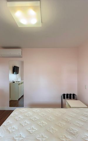 Apartamento à venda com 185m², 4 quartos e 3 vagas Apartamento à venda com 185m², 4 quartos e 3 vagasSuíte 1