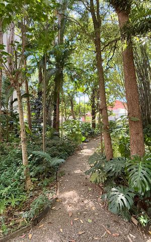 Apartamento à venda com 185m², 4 quartos e 3 vagas Apartamento à venda com 185m², 4 quartos e 3 vagasÁrea comum