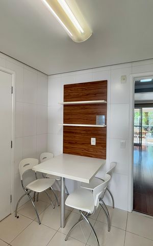 Apartamento à venda com 185m², 4 quartos e 3 vagas Apartamento à venda com 185m², 4 quartos e 3 vagasCozinha