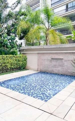 Apartamento à venda com 185m², 4 quartos e 3 vagas Apartamento à venda com 185m², 4 quartos e 3 vagasPiscina