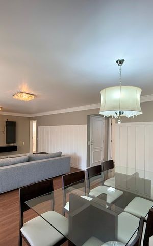 Apartamento à venda com 185m², 4 quartos e 3 vagas Apartamento à venda com 185m², 4 quartos e 3 vagasSala