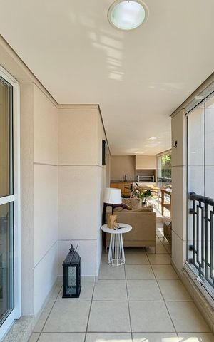 Apartamento à venda com 185m², 4 quartos e 3 vagas Apartamento à venda com 185m², 4 quartos e 3 vagasSacada Quarto 4