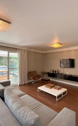 Apartamento à venda com 185m², 4 quartos e 3 vagas Apartamento à venda com 185m², 4 quartos e 3 vagasSsala